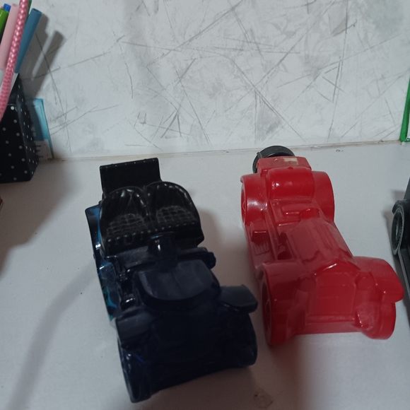 !3 AVON Car Bottles - Picture 4 of 4